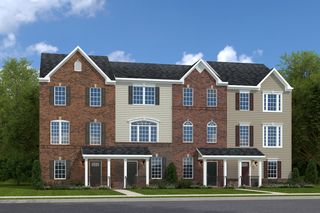 Strauss - End Unit Plan in Eagle Row, Triangle, VA 22172