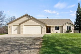 19185 Eighmy Rd, Cottonwood, CA 96022