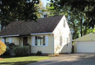 6009 Coulson Ct, Lansing, MI 48911