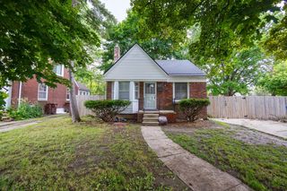 1014 Grandmont St, Inkster, MI 48141