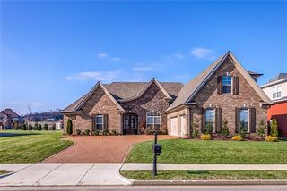 111 Nogs Gdn, Hendersonville, TN 37075