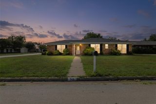 501 NE 40th Ave, Mineral Wells, TX 76067