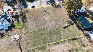 380 W  Adams St, Pittsfield, IL 62363