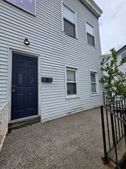 336 Quinnipiac Ave #3, New Haven, CT 06513