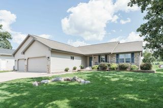4562 Parkwood Dr, Milton, WI 53563