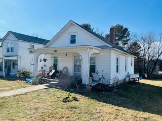 116 Lester St, Christiansburg, VA 24073