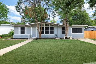 4242 EISENHAUER RD, San Antonio, TX 78218
