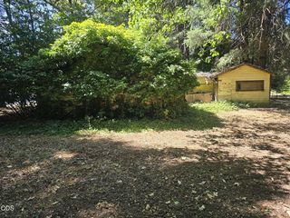 702 Caves Hwy, Cave Junction, OR 97523