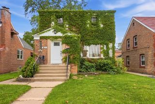 12243 Ann St, Blue Island, IL 60406