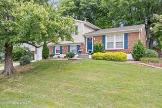 8005 Mary Sue Dr, Louisville, KY 40291