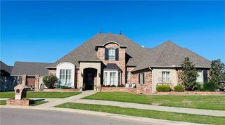 913 Stonebridge Ct, Weatherford, OK 73096