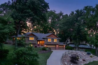56218 Grande Oak Ln, Glenwood, IA 51534