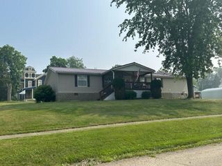 7 1st St, Tidioute, PA 16351