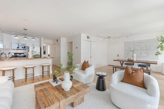 1425 Lakeside Dr #209, Oakland, CA 94612