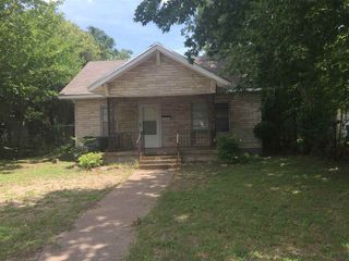 2410 Alexander Ave, Waco, TX 76708