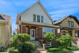5741 W  Grace St, Chicago, IL 60634