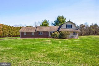 1929 Old Forty Foot Rd, Harleysville, PA 19438