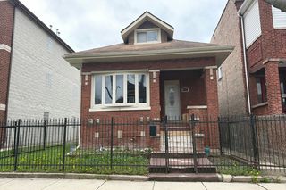 7922 S  Carpenter St, Chicago, IL 60620