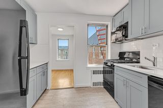 67-10 108th St #6A, Forest Hills, NY 11375
