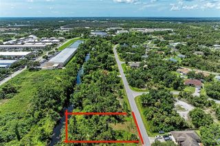 1 Oceanside St #17, North Pt, FL 34286