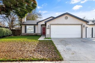 1375 Cottage Grove Avenue, Tulare, CA 93274
