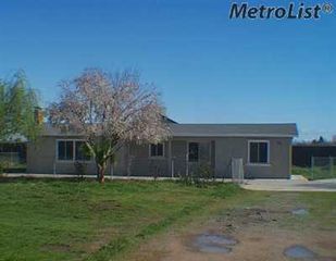 25700 N  State Route 99 E, Acampo, CA 95220