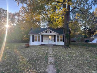 2305 N  Ellis St, Peoria, IL 61604