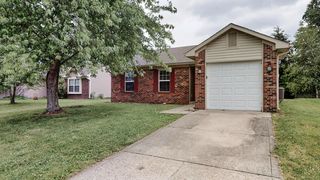 2242 Whitecliff Dr, Indianapolis, IN 46234