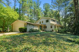 630 N  2nd St, Kalamazoo, MI 49009