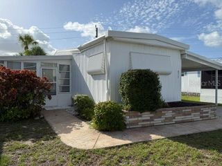 857 S  Green Cir, Venice, FL 34285
