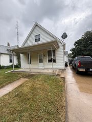 1001 E  Olive St #1, Bloomington, IL 61701
