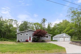46 Blackmer Rd, Sudbury, MA 01776