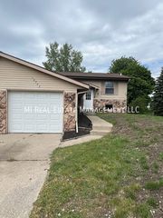 14745 Riley St, Holland, MI 49424