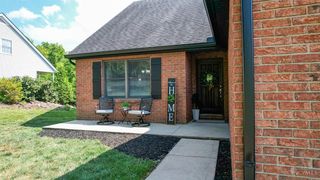 5715 Boomer Rd, Cincinnati, OH 45247