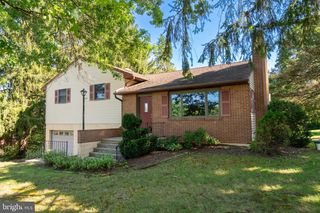 1121 Church Rd, East Greenville, PA 18041