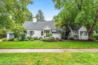 22865 Law Ave, Dearborn, MI 48124