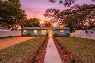 25 E CHARLOTTE AVENUE, Eustis, FL 32726