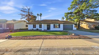 6233 W DESERT HILLS Drive, Glendale, AZ 85304