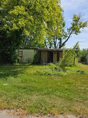 114 Saint Barbara Ln, Cahokia, IL 62206