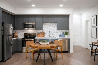 3675 T St #110, Sacramento, CA 95816
