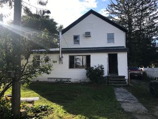 27 Center St, East Branch, NY 13756