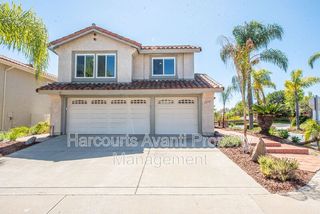 1573 Madrid Dr, Vista, CA 92081