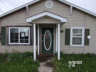 3215 N  Waterloo Rd, Connersville, IN 47331
