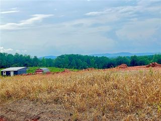 556 Poplar Springs Rd, Walhalla, SC 29691