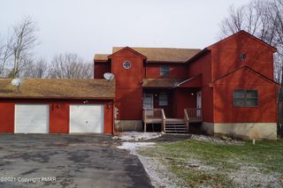 262 Image Dr, Scotrun, PA 18355