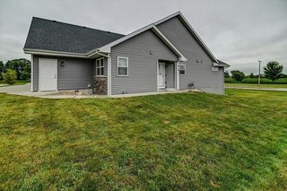 450 Ithaca Ct, Oregon, WI 53575