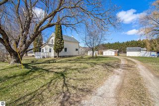 22024 Beers Rd, Copemish, MI 49625