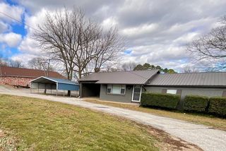 505 W  3rd St, Imboden, AR 72434