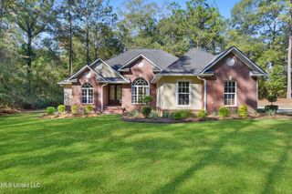 166 Geiger Rd, Lucedale, MS 39452