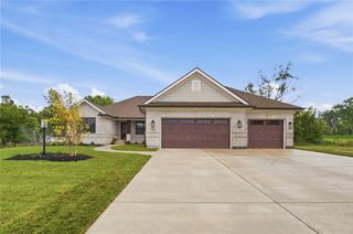115 Cedar Creek Cir, Springboro, OH 45066